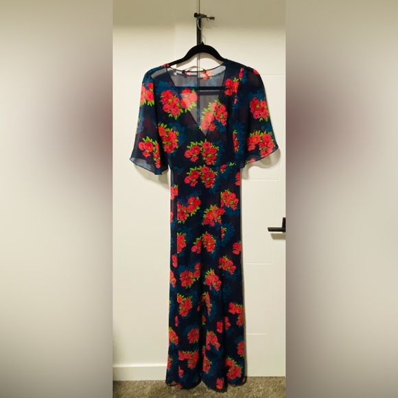⚫️ Zara ⚫️ wrap semi sheer floral maxi dress - size small - Picture 2 of 4
